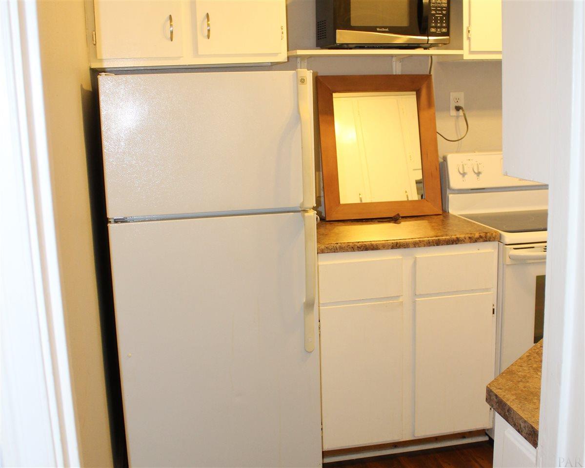 116 Southeast Kalash Road Pensacola, FL 32507 - Photo 13 of 33 Gallery Image 13