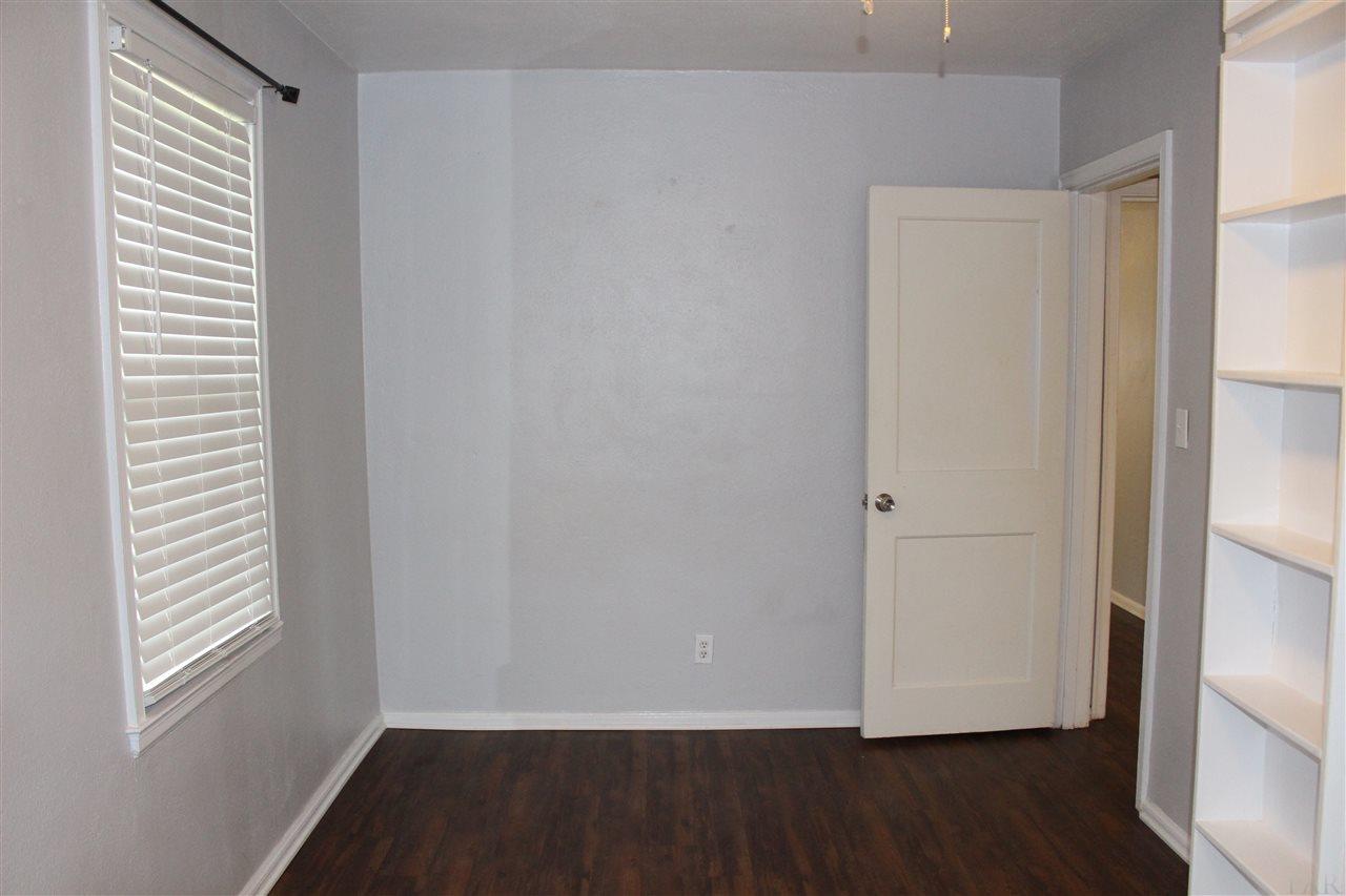 116 Southeast Kalash Road Pensacola, FL 32507 - Photo 16 of 33 Gallery Image 16