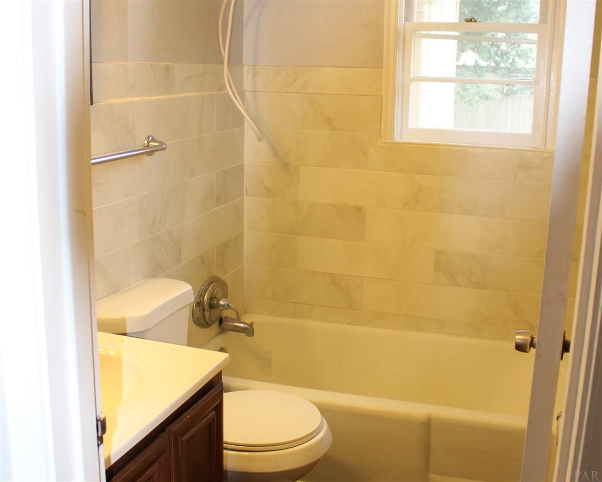 116 Southeast Kalash Road Pensacola, FL 32507 - Photo 22 of 33 Gallery Image 22