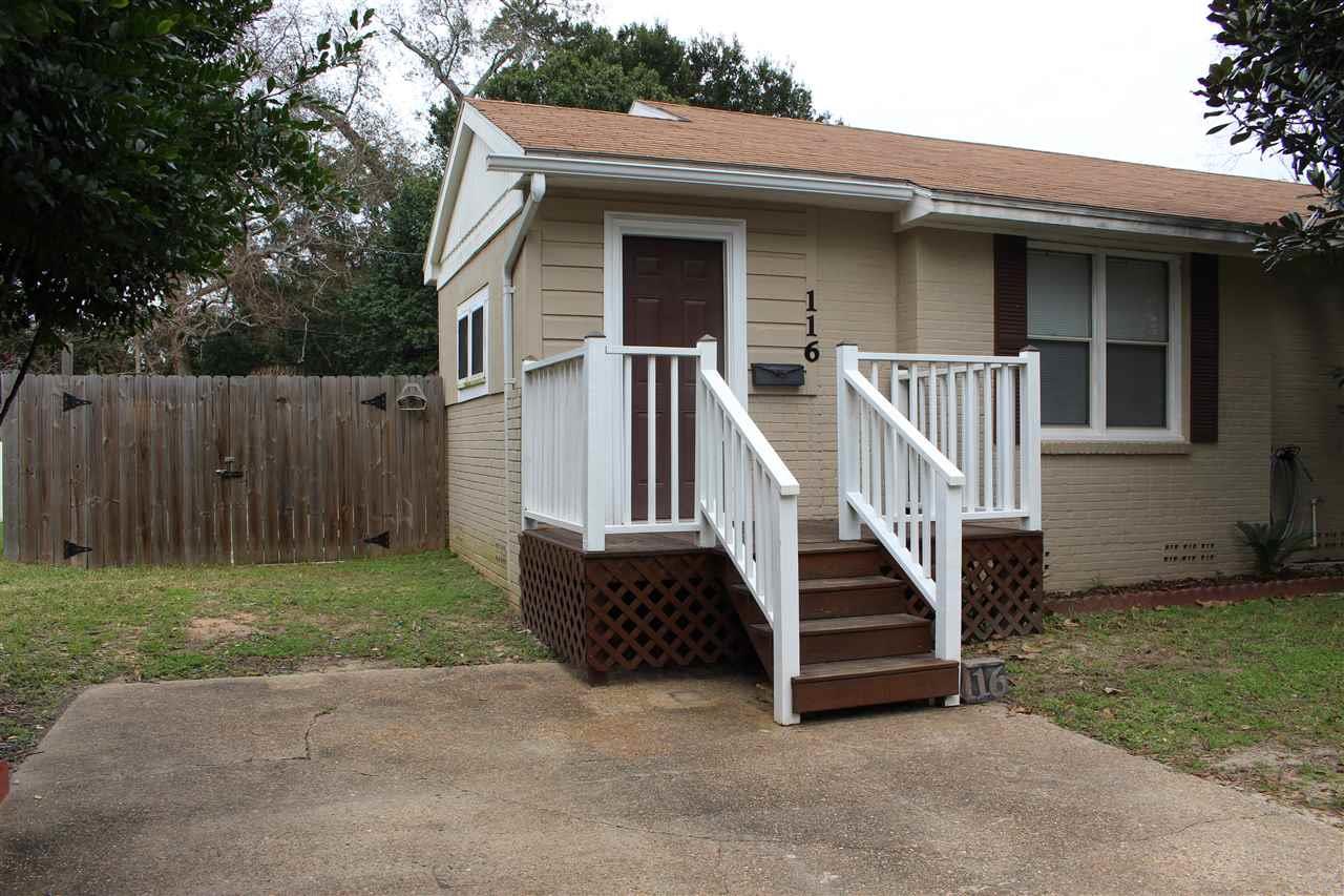 116 Southeast Kalash Road Pensacola, FL 32507 - Photo 3 of 33 Gallery Image 3