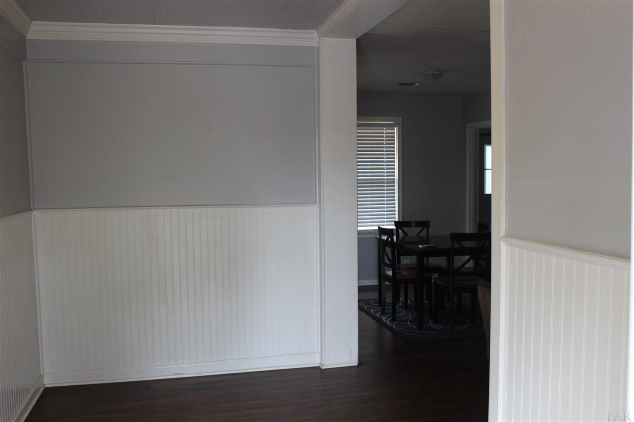 116 Southeast Kalash Road Pensacola, FL 32507 - Photo 4 of 33 Gallery Image 4