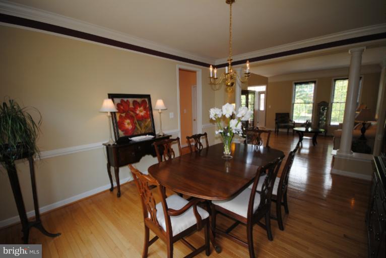 20334 Cliftons Point Street Sterling, VA 20165 - Photo 28 of 30 a view of a dining room with furniture and window