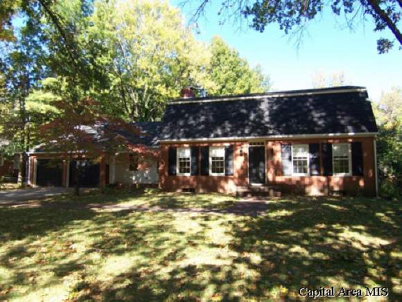 1911 Cardinal Drive Springfield, IL 62704 - Photo 1 of 9