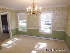 1911 Cardinal Drive Springfield, IL 62704 - Photo 7 of 9