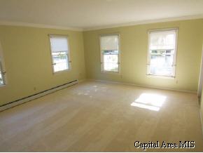 1911 Cardinal Drive Springfield, IL 62704 - Photo 8 of 9