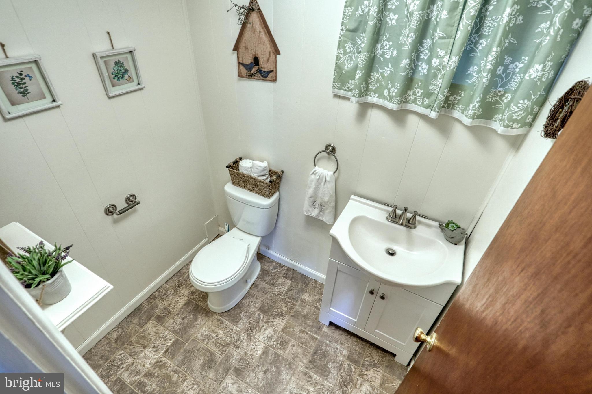 2560 Auburn Road York, PA 17402 - Photo 21 of 37 Gallery Image 21