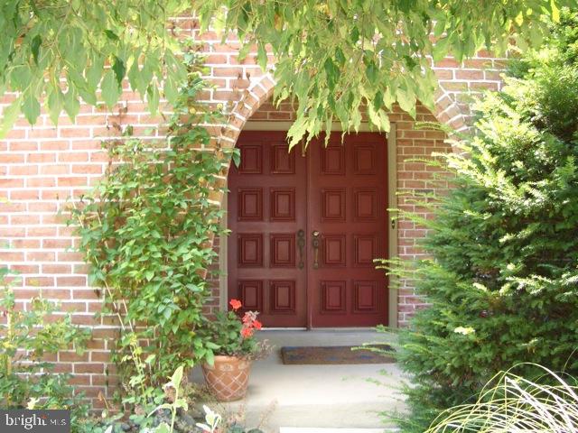284 Rhoda Drive Lancaster, PA 17601 - Photo 3 of 21 Gallery Image 3