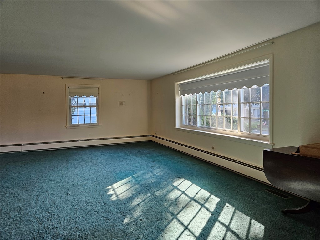 74 West Blue Ridge Road Cranston, RI 02920 - Photo 11 of 37 Gallery Image 11