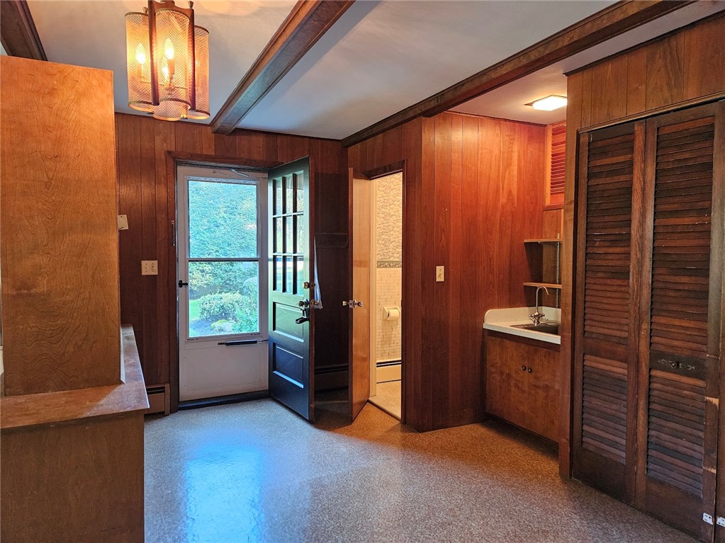 74 West Blue Ridge Road Cranston, RI 02920 - Photo 16 of 37 Gallery Image 16