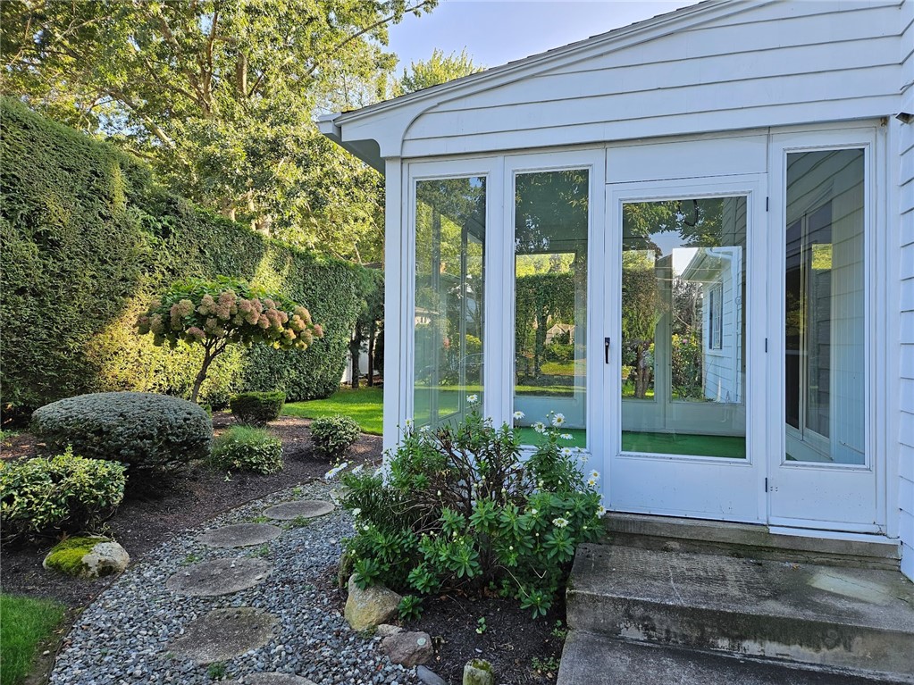 74 West Blue Ridge Road Cranston, RI 02920 - Photo 31 of 37 Gallery Image 31