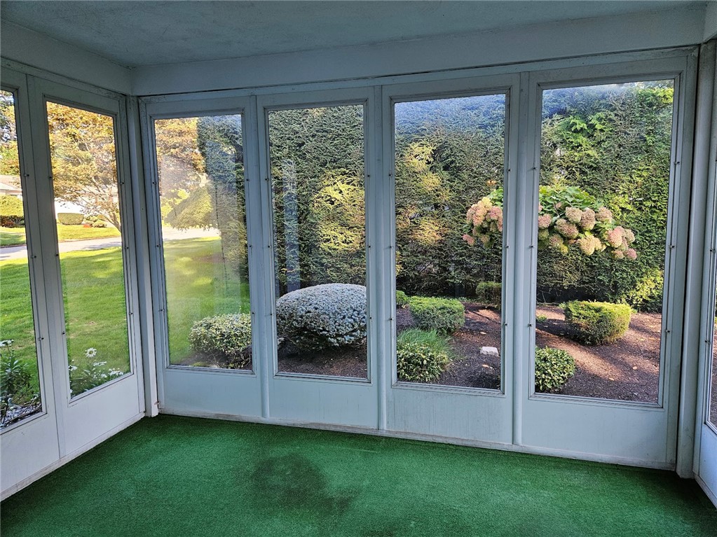 74 West Blue Ridge Road Cranston, RI 02920 - Photo 34 of 37 Gallery Image 34
