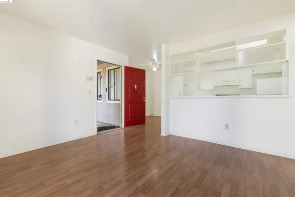 $170,000 | 5 Lancaster Circle, Unit 121, Bay Point, CA 94565