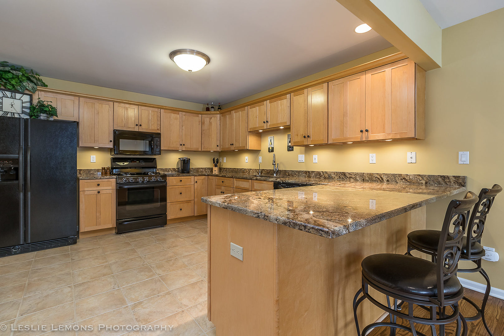 1187 Golf Court DeKalb, IL 60115 - Photo 9 of 25
