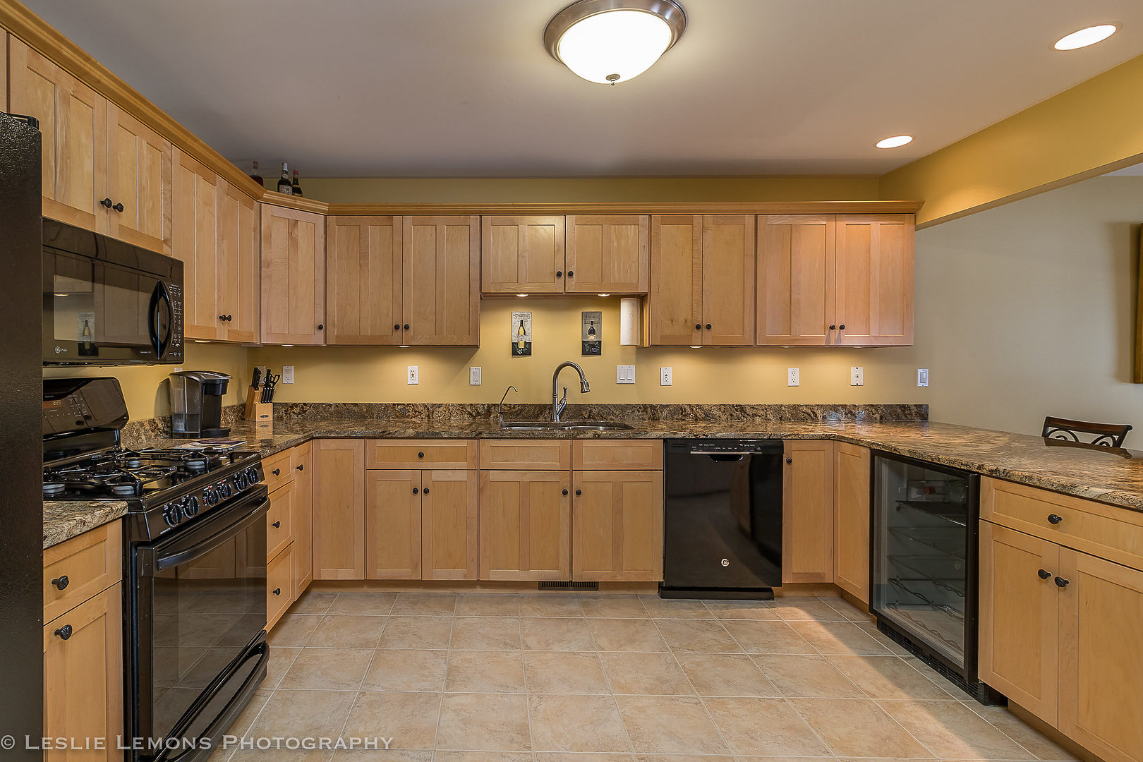 1187 Golf Court DeKalb, IL 60115 - Photo 10 of 25