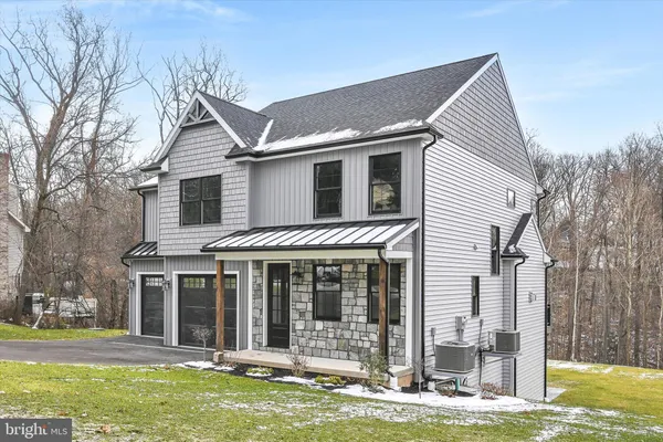 $975,000 | 4 Pine Tree Drive, New Cumberland, PA 17070