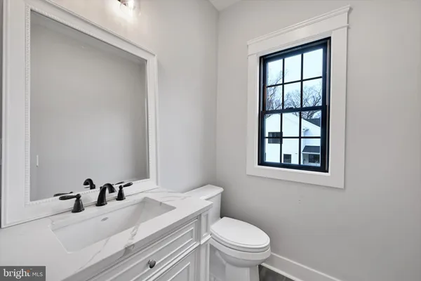 $975,000 | 4 Pine Tree Drive, New Cumberland, PA 17070