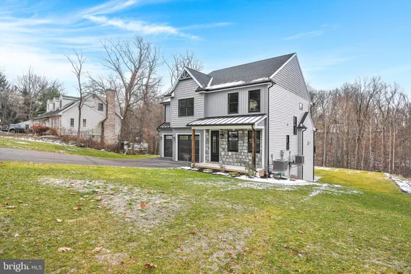 $975,000 | 4 Pine Tree Drive, New Cumberland, PA 17070