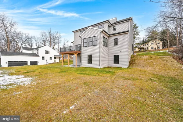 $975,000 | 4 Pine Tree Drive, New Cumberland, PA 17070
