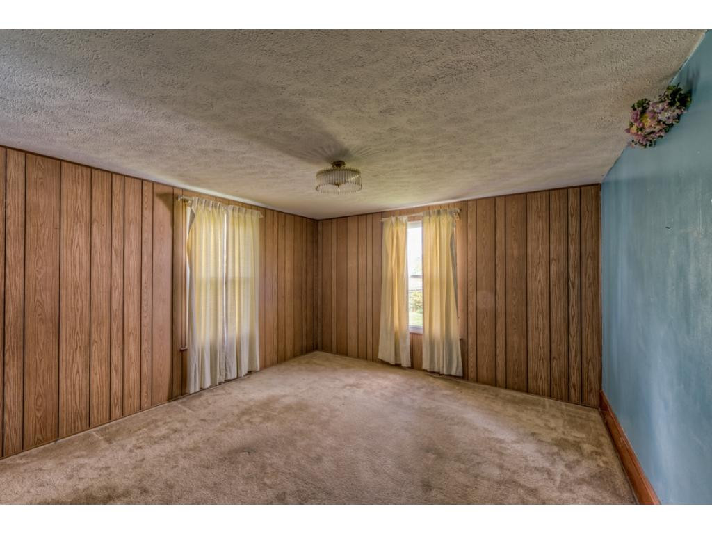 116 Maple Street Glade Spring, VA 24340 - Photo 14 of 19 Photo 14
