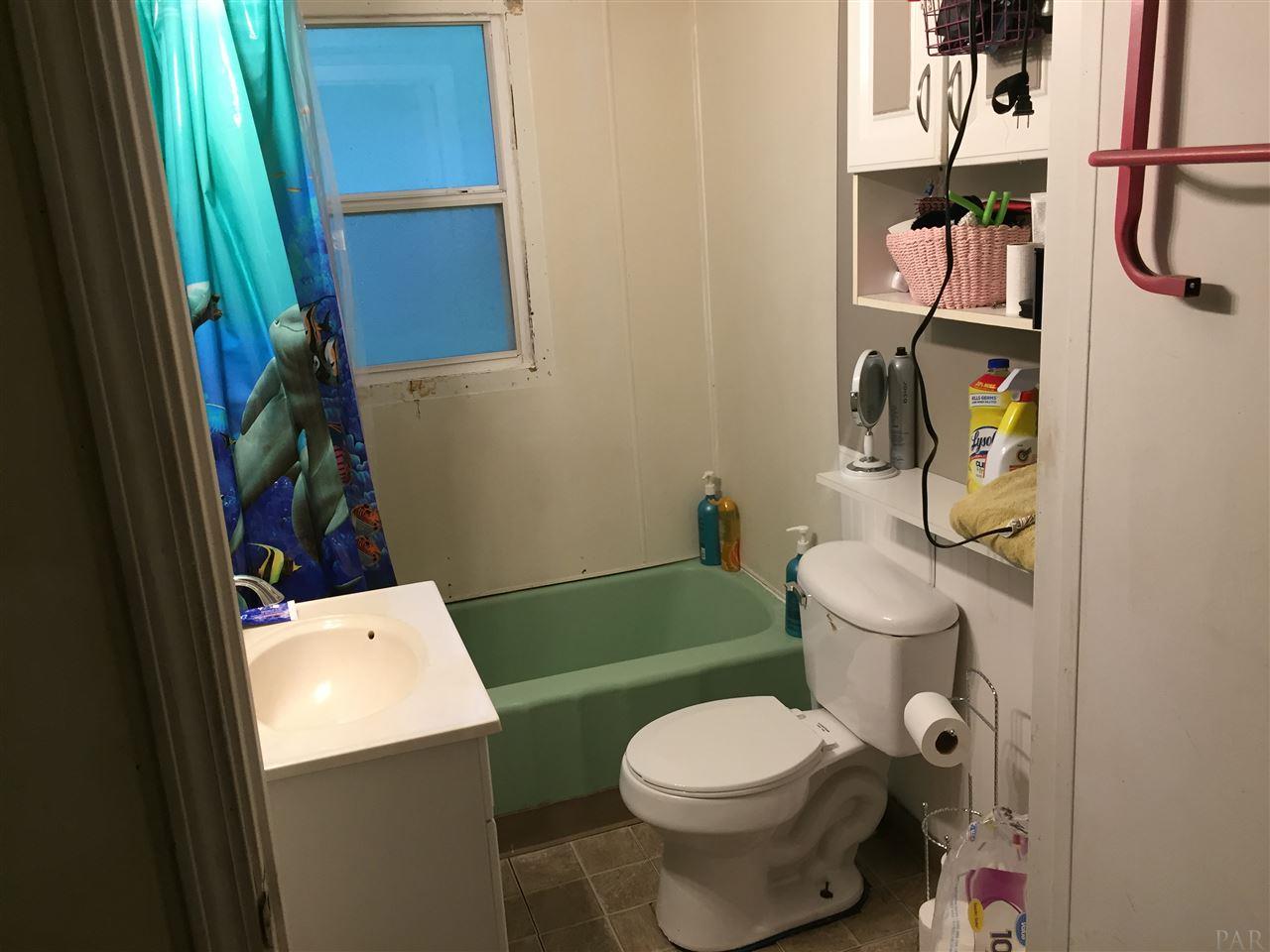 8400 Chisholm Road Pensacola, FL 32514 - Photo 18 of 20 Gallery Image 18
