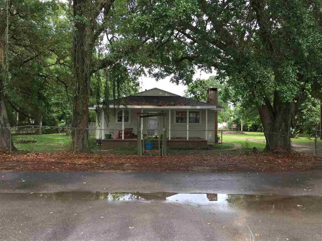 8400 Chisholm Road Pensacola, FL 32514 - Photo 2 of 20 Gallery Image 2