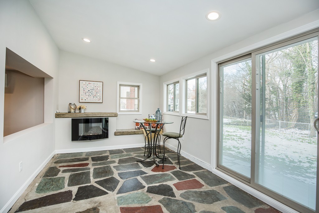 52 Great Woods Road Saugus, MA 01906 - Photo 21 of 30 Gallery Image 21