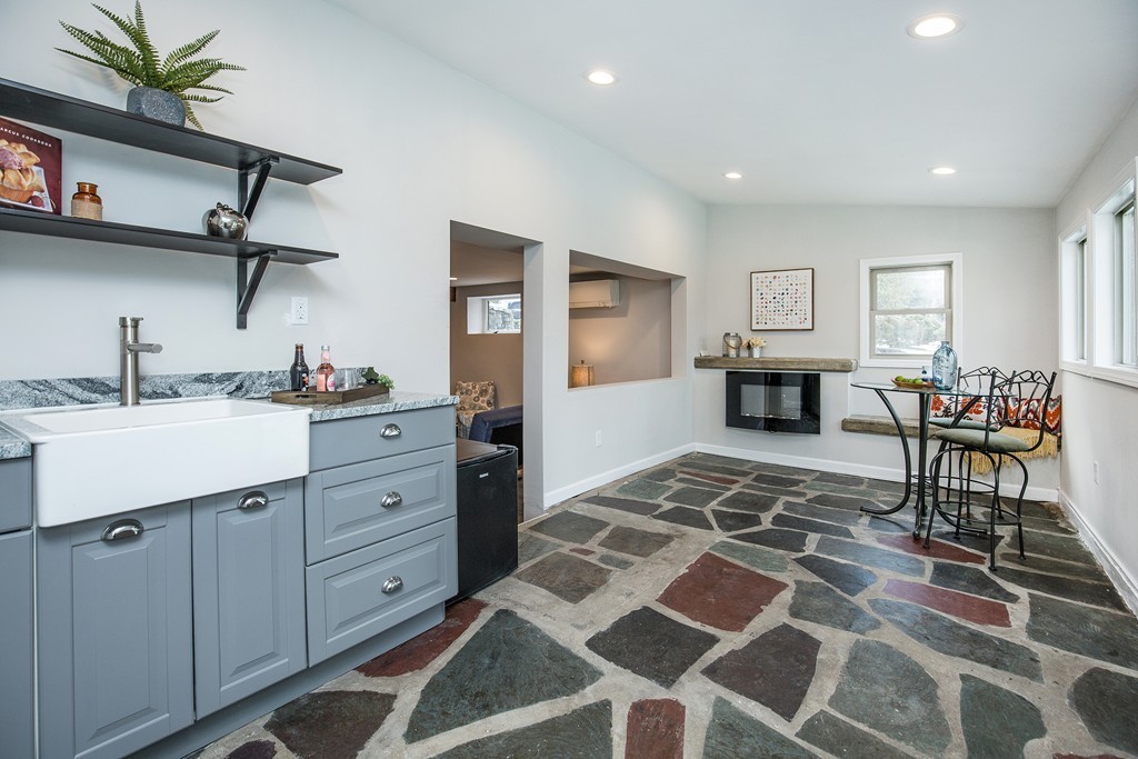52 Great Woods Road Saugus, MA 01906 - Photo 22 of 30 Gallery Image 22