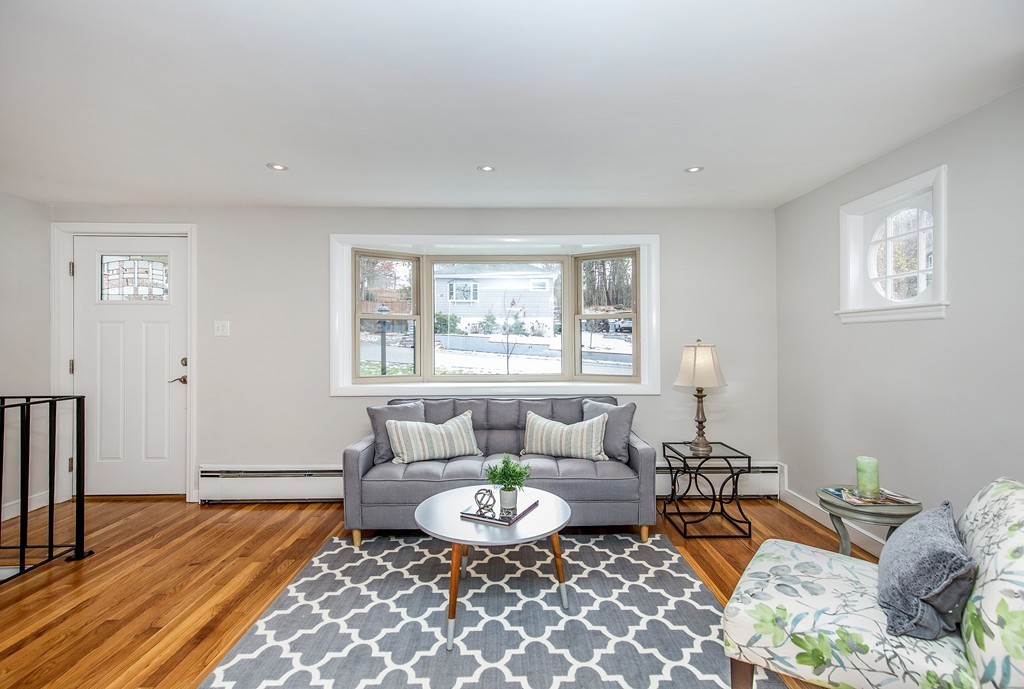 52 Great Woods Road Saugus, MA 01906 - Photo 4 of 30 Gallery Image 4