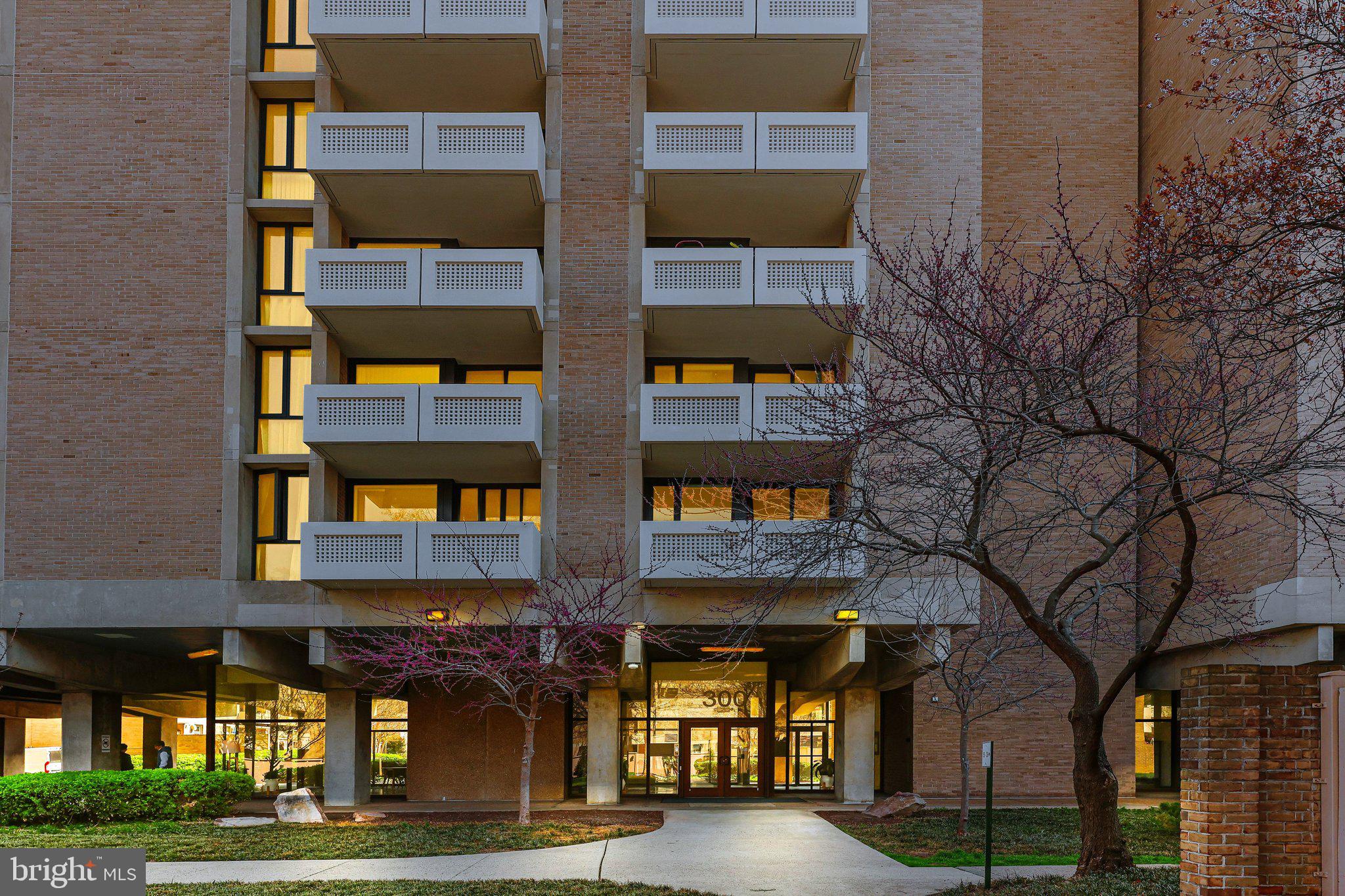 300 M Street Southwest, Unit N102 Washington, DC 20024 - Photo 2 of 53 front view of a building with a street