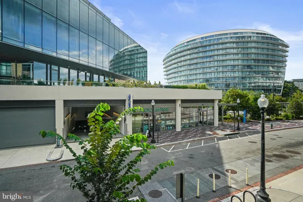 $225,000 | 300 M Street Southwest, Unit N102, Washington, DC 20024