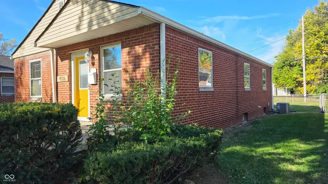 $1,750 | 4136 East Pleasant Run Parkway North Drive, Indianapolis, IN 46201