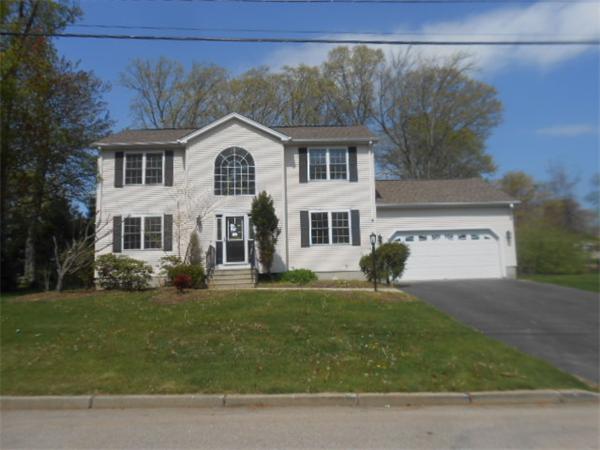 34 Peveril Road Cranston, RI 02921 - Photo 1 of 14 Gallery Image 1