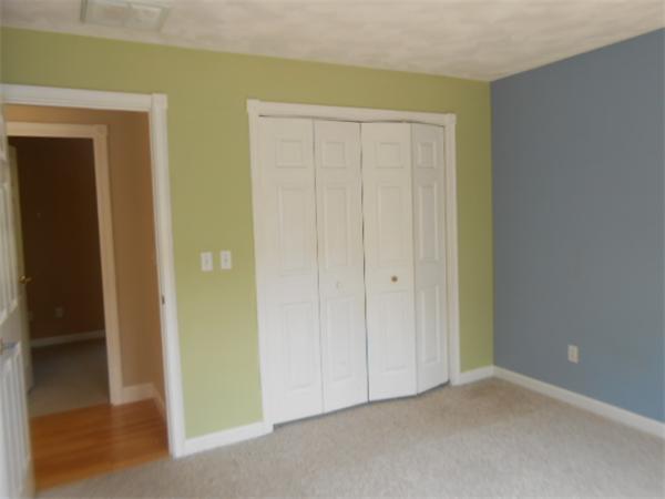 34 Peveril Road Cranston, RI 02921 - Photo 14 of 14 Gallery Image 14