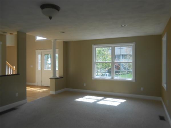 34 Peveril Road Cranston, RI 02921 - Photo 8 of 14 Gallery Image 8