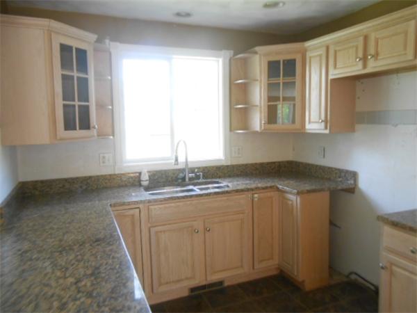 34 Peveril Road Cranston, RI 02921 - Photo 10 of 14 Gallery Image 10