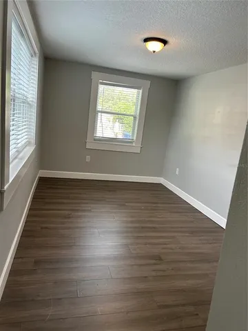 $3,000 | 2108 West Powhatan Avenue, Tampa, FL 33603