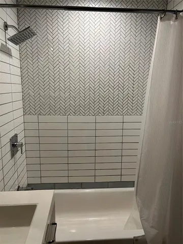 $3,000 | 2108 West Powhatan Avenue, Tampa, FL 33603