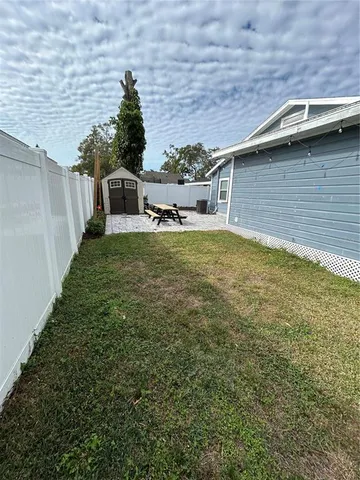 $3,000 | 2108 West Powhatan Avenue, Tampa, FL 33603