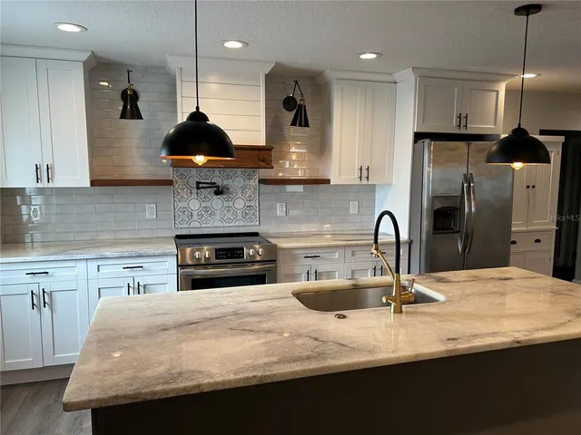 $3,000 | 2108 West Powhatan Avenue, Tampa, FL 33603