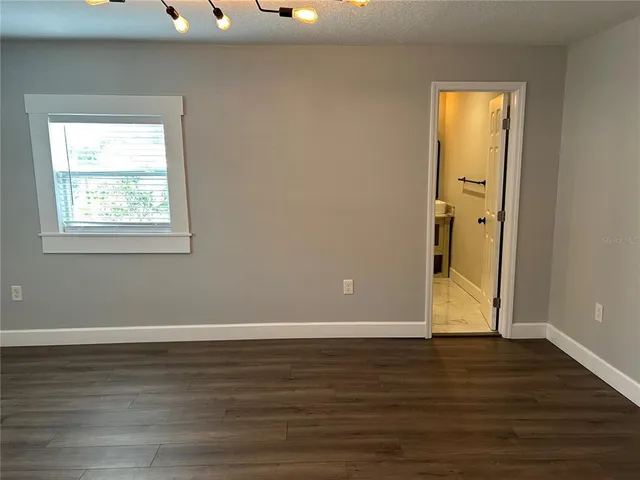 $3,000 | 2108 West Powhatan Avenue, Tampa, FL 33603