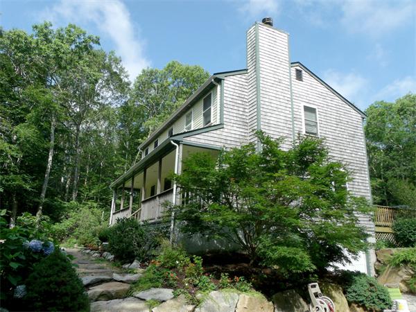 38 Sleepy Hollow Road Tiverton, RI 02878 - Photo 3 of 25 Gallery Image 3