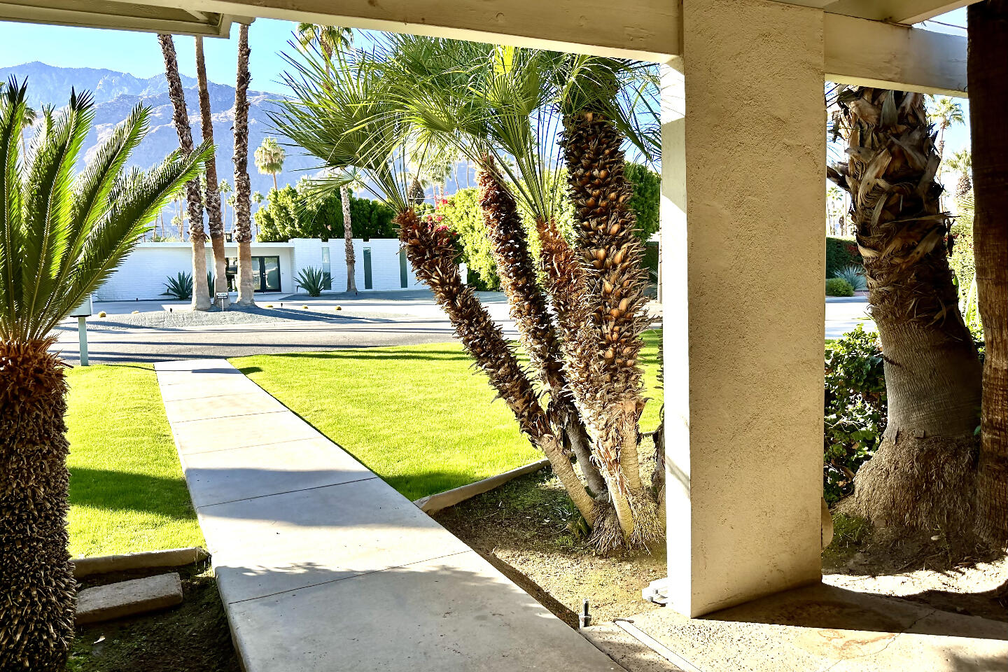1040 Sagebrush Road Palm Springs, CA 92264 - Photo 7 of 66 07
