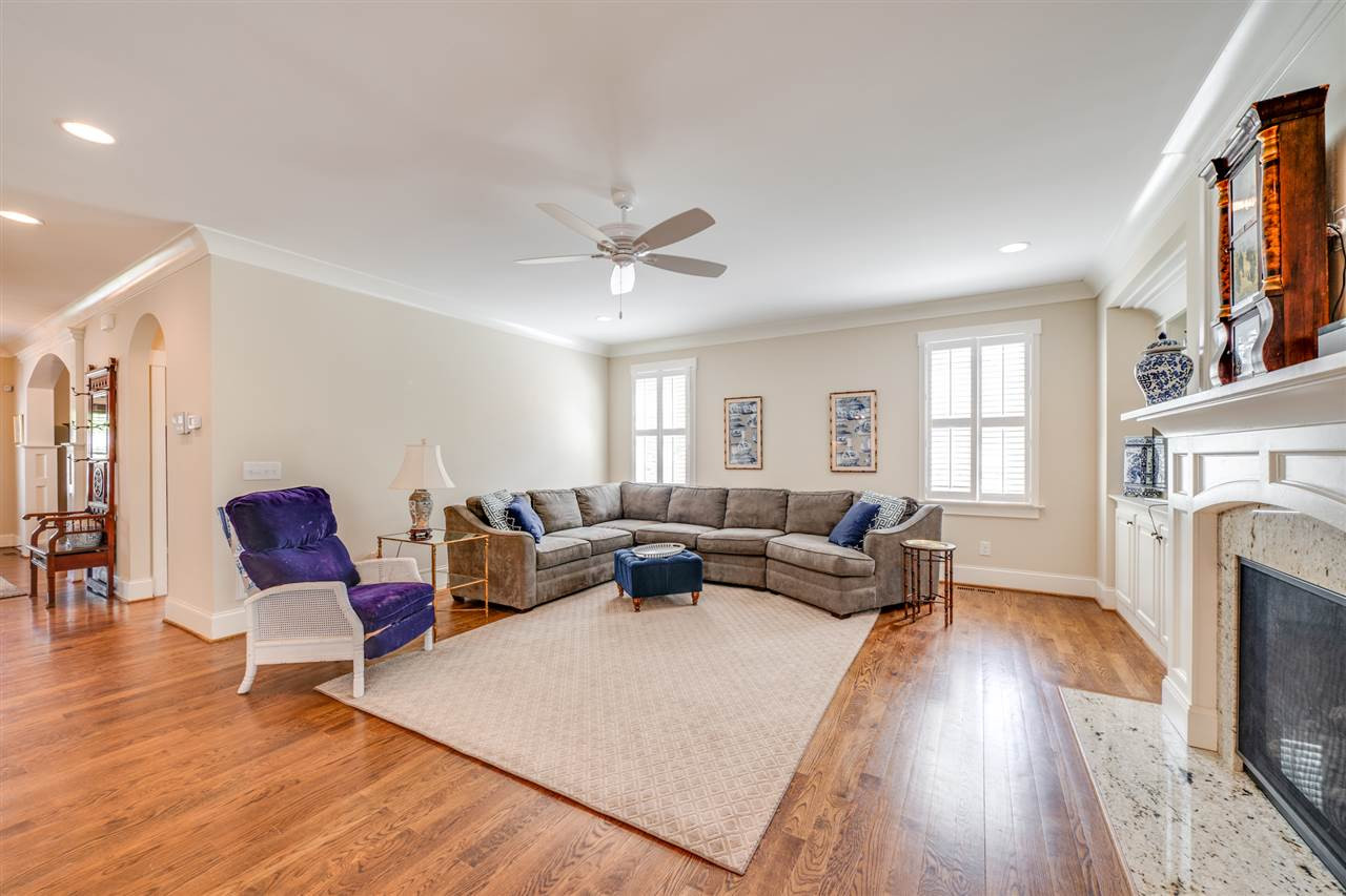 518 Peebles Street Raleigh, NC 27608 - Photo 8 of 30 Photo 8