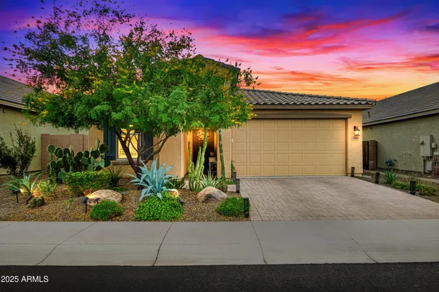 $520,000 | 2445 East Beverly Road, Phoenix, AZ 85042