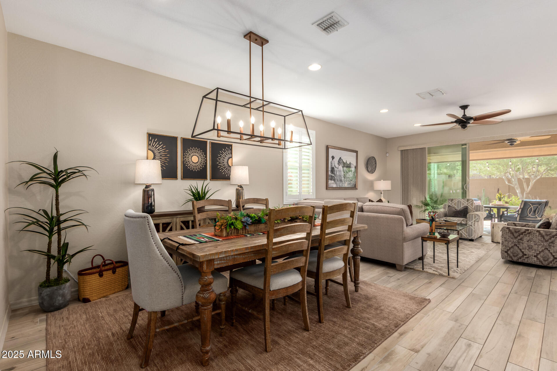 2445 East Beverly Road Phoenix, AZ 85042 - Photo 16 of 60 11 - Beverly