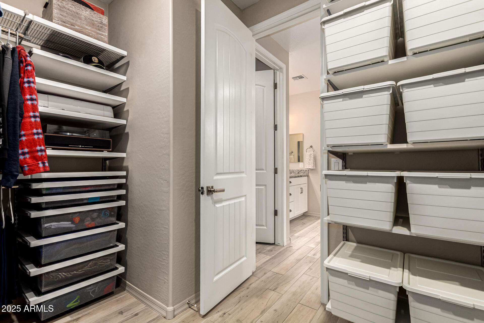 2445 East Beverly Road Phoenix, AZ 85042 - Photo 19 of 60 07-Beverly