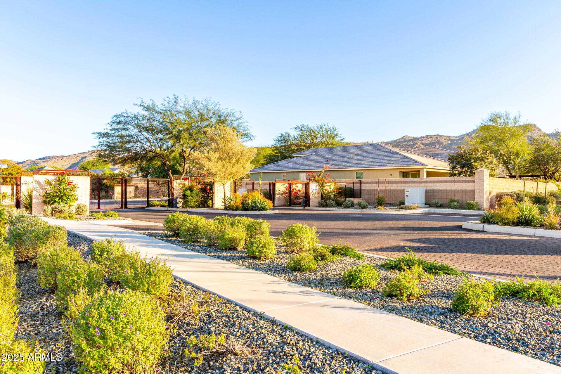 2445 East Beverly Road Phoenix, AZ 85042 - Photo 49 of 60 20-Beverly