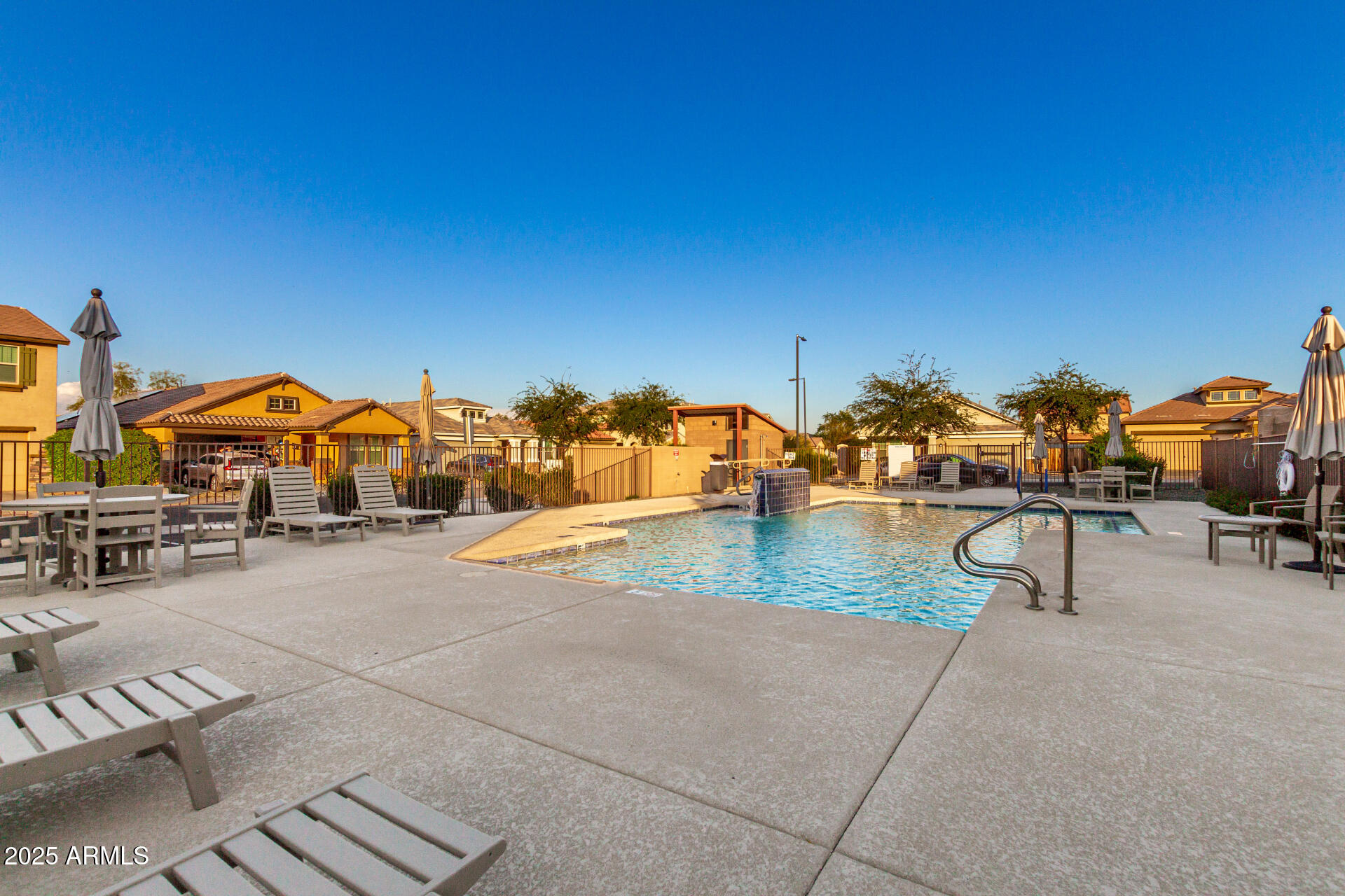 2445 East Beverly Road Phoenix, AZ 85042 - Photo 54 of 60 25-Beverly