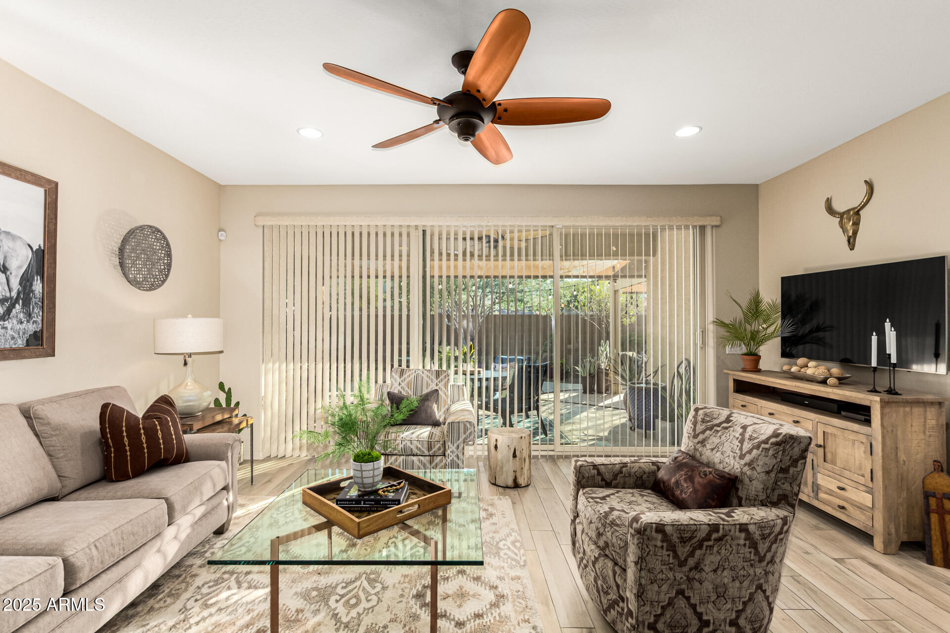 2445 East Beverly Road Phoenix, AZ 85042 - Photo 7 of 60 05-Beverly