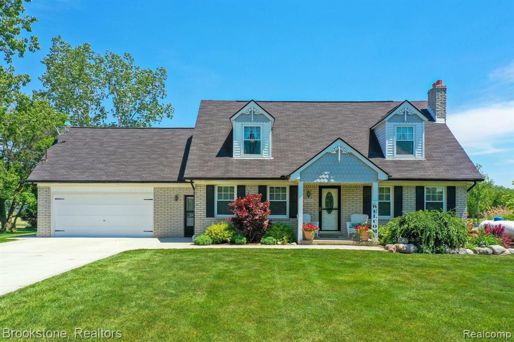 56450 Card Road Macomb, MI 48042 - Photo 1 of 24